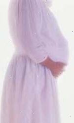 Imagem de uma mulher grávida segurando a barriga