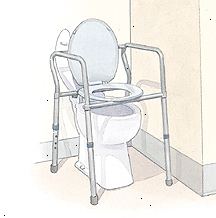 WC com assento sanitário elevado.